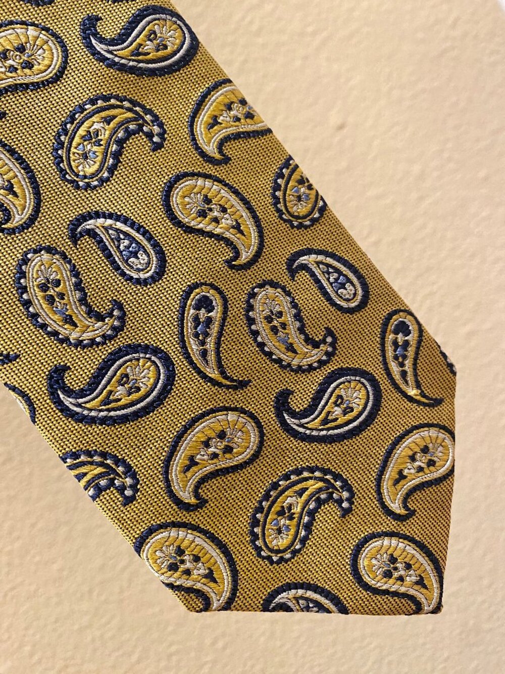 JOS. A.BANK CLASSIC COLLECTION Necktie 57"